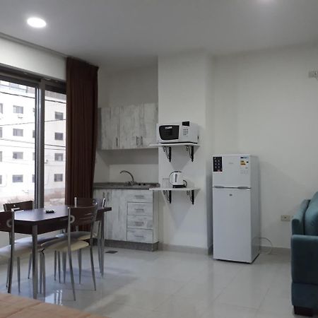 Furnished Apartments Near Mcdonald'S Al-Madina Al-Monawara St 安曼 外观 照片